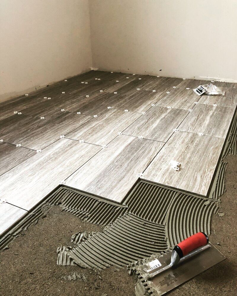 Kitchen, Wood-Plank Floors and Built Shower