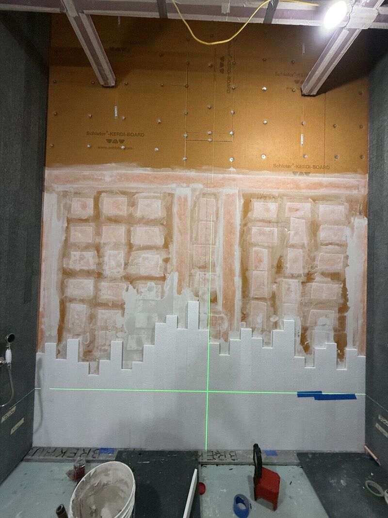 Accent Wall, Private Luxury Estate