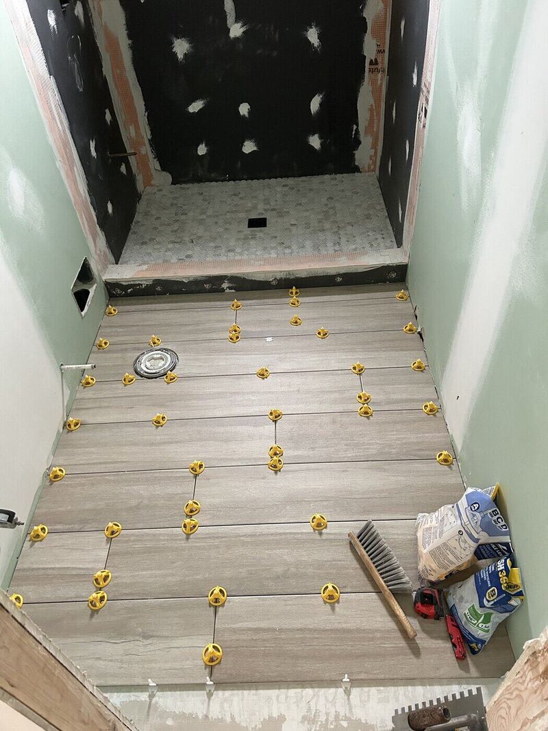 Bathroom 3, Bold-Vein Calacatta